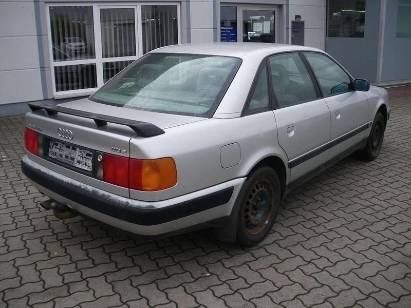 Gebraucht Audi 100 116 PS (85 kW) 1991 Silber Limousine