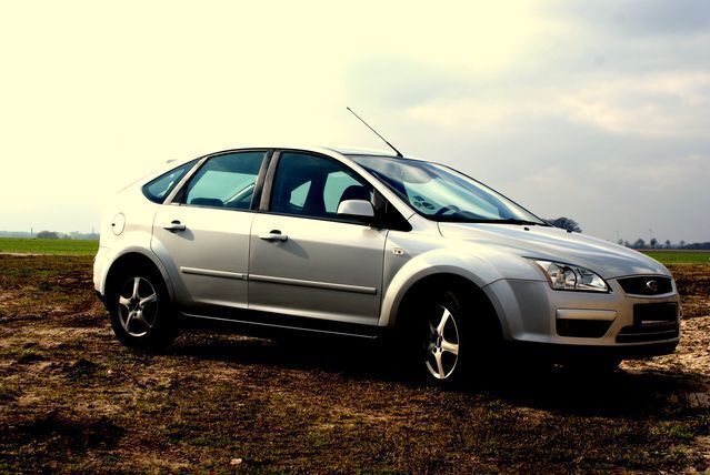 Gebraucht Ford Focus 101 PS (74 kW) 2007 Silber metallic Limousine