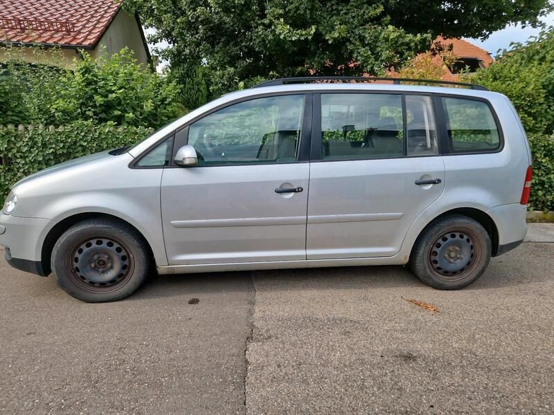 Silber Gebraucht 2006 VW Touran Van / Kleinbus | 1.200 € (Superpreis) - Bild 1/4