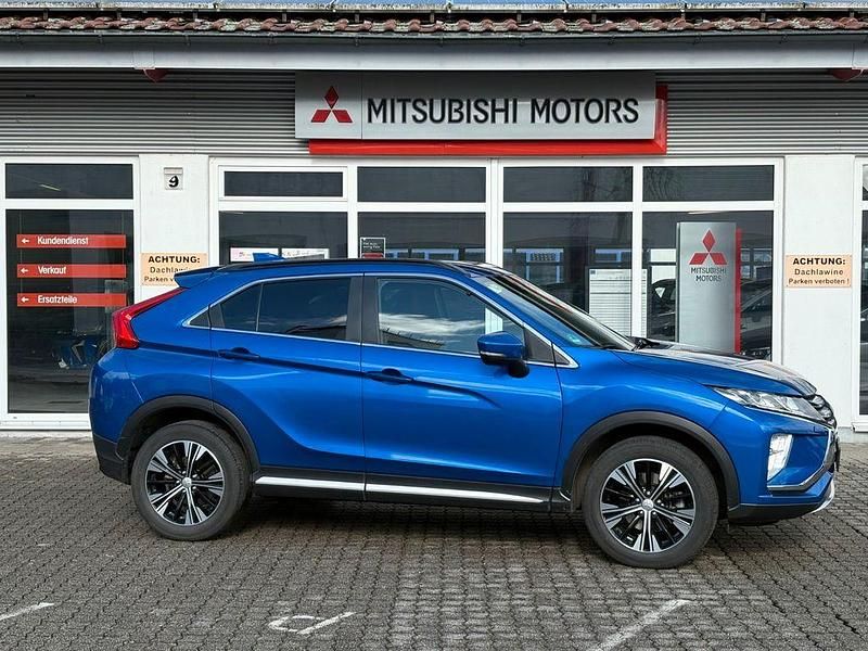 Gebraucht Mitsubishi Eclipse Cross Spirit+ 163 PS (119 kW) 2021 Blau SUV