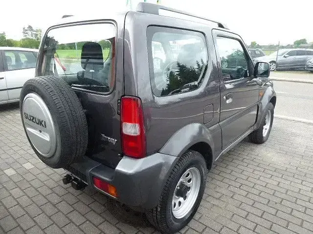 Gebraucht Suzuki Jimny 86 PS (63 kW) 2009 Grau SUV