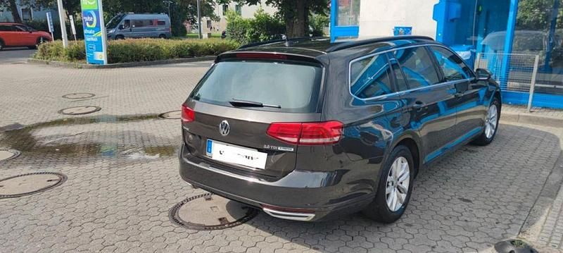 Gebraucht VW Passat Comfortline 150 PS (110 kW) 2016 Grau Kombi