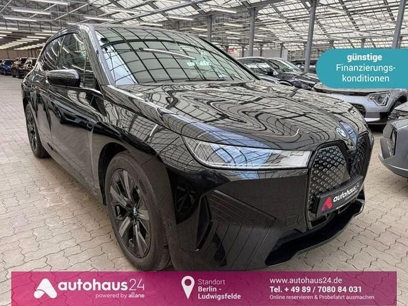 Schwarz Gebraucht 2023 BMW iX Sport Line SUV | 43.990 € (Superpreis) - Bild 1/4