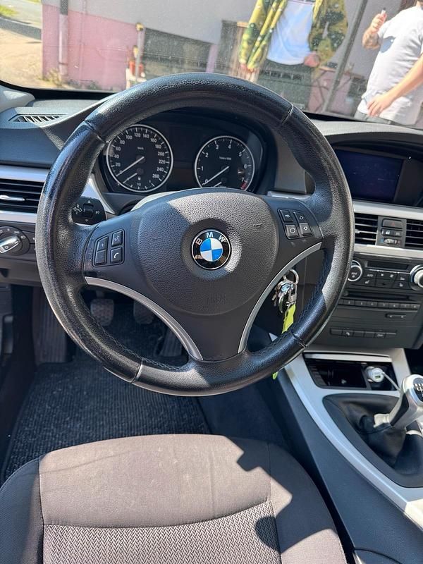 Gebraucht BMW 320 170 PS (125 kW) 2010 Kombi