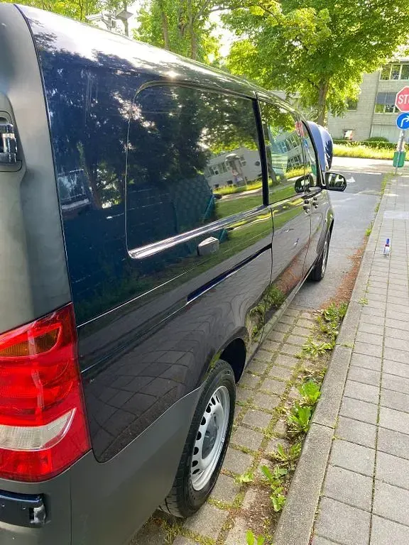 Gebraucht Mercedes Vito 163 PS (119 kW) 2021 Blau Van