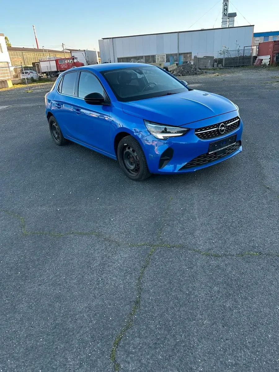 Używany Opel Corsa-e 100 kW (136 KM) 2021 Niebieski Hatchback