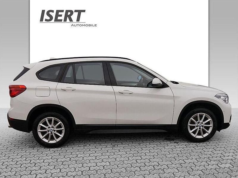 Gebraucht BMW X1 Advantage 150 PS (110 kW) 2018 Alpinweiss 3 SUV
