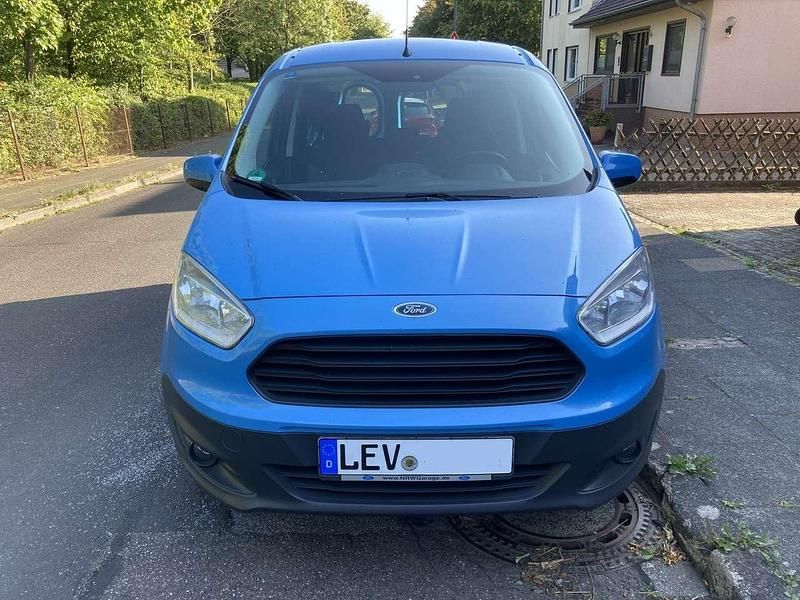 Blau Gebraucht 2018 Ford Transit Trend Kombi | 8.400 € (Superpreis) - Bild 1/4