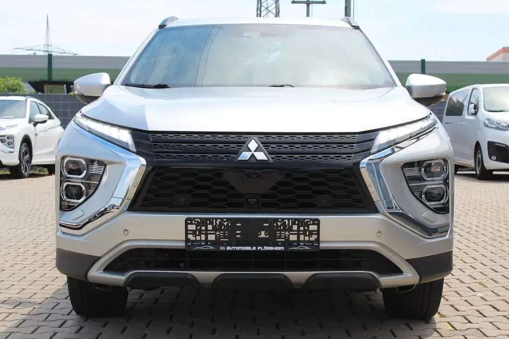Gebraucht Mitsubishi Eclipse Cross Edition 188 PS (138 kW) 2022 Silber SUV