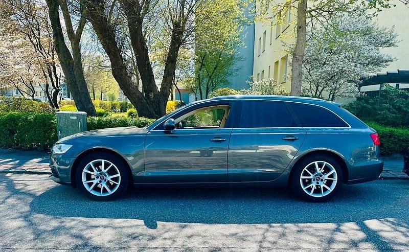 Usata Audi A6 245 CV (180 kW) 2012 Grigio Station wagon