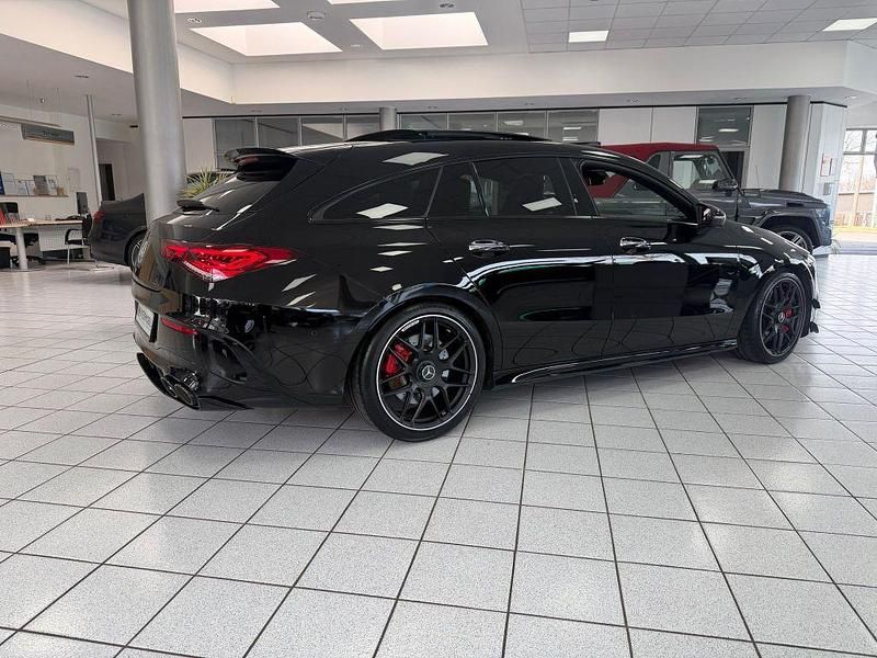 Gebraucht Mercedes CLA45 AMG Shooting Brake AMG 421 PS (309 kW) 2022 Schwarz Kombi