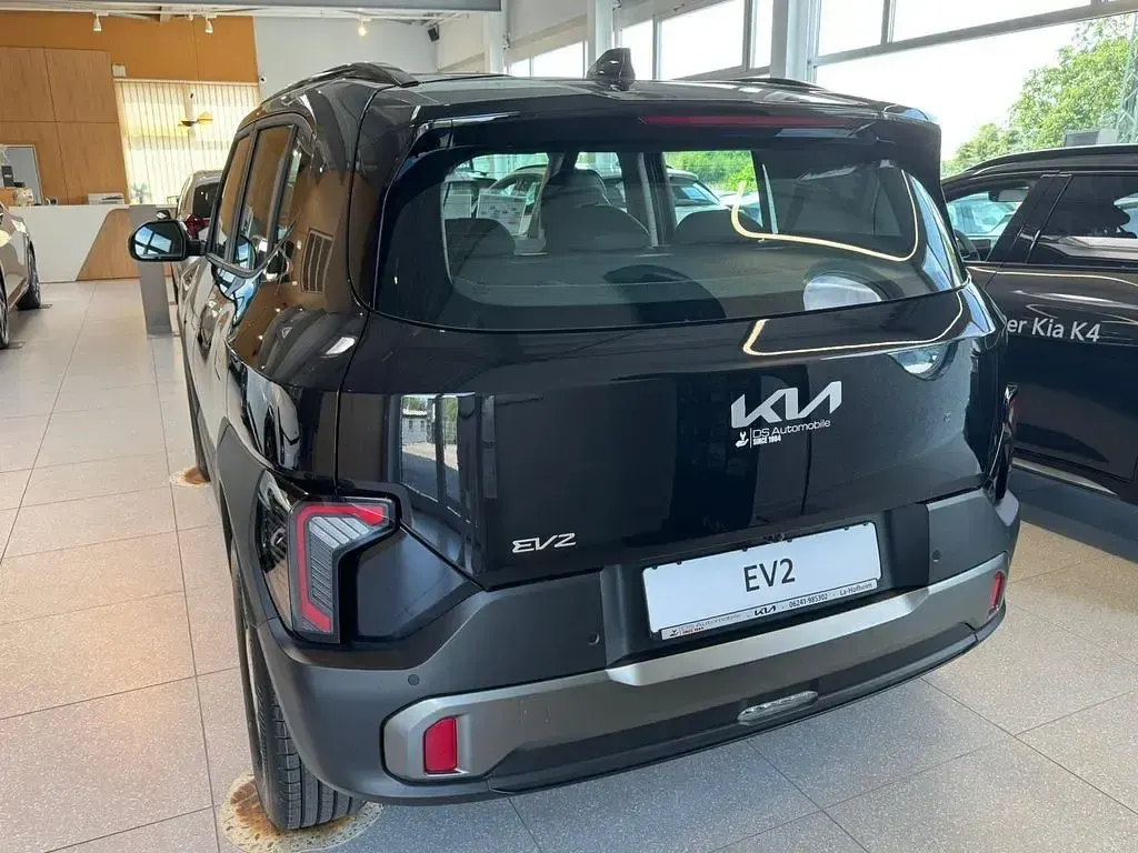 Neu Kia EV2 Air 100 kW (136 PS) 2026 Schwarz SUV