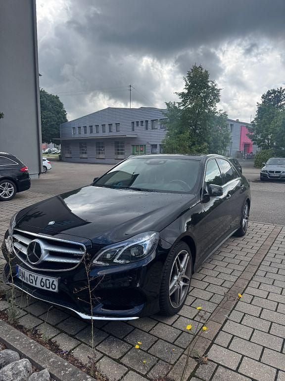 Gebraucht Mercedes E350 Avantgarde 258 PS (189 kW) 2016 Schwarz Limousine