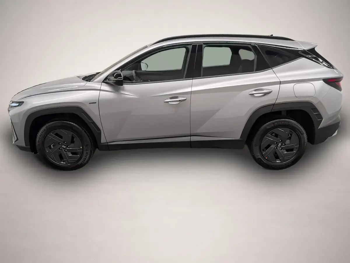 Neu Hyundai Tucson Blackline 239 PS (175 kW) 2026 Manufacturer SUV