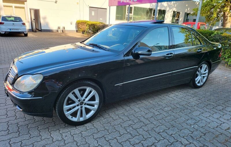 Schwarz Gebraucht 1999 Mercedes S320 Limousine | 3.000 € (Fairer Preis) - Bild 1/4