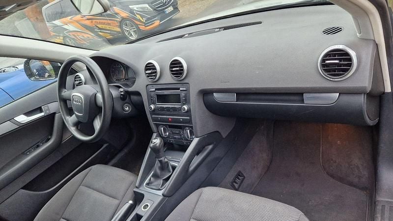 Gebraucht Audi A3 Attraction 102 PS (75 kW) 2009 Grau Kombi