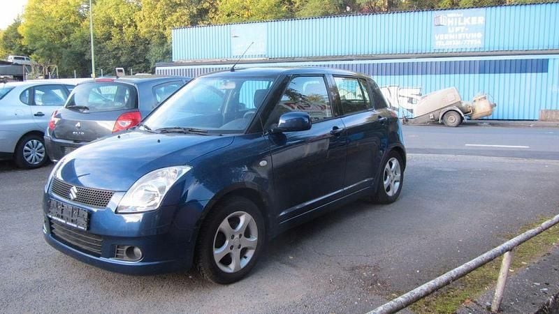 Gebraucht Suzuki Swift Comfort 92 PS (67 kW) 2007 Blau Limousine