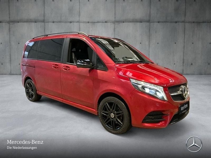 Second-hand Mercedes V300 Avantgarde Edition 237 CP (174 kW) 2021 Roșu Monovolum