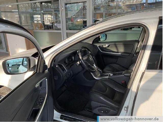 Gebraucht Volvo XC60 Summum 190 PS (139 kW) 2016 Weiß SUV