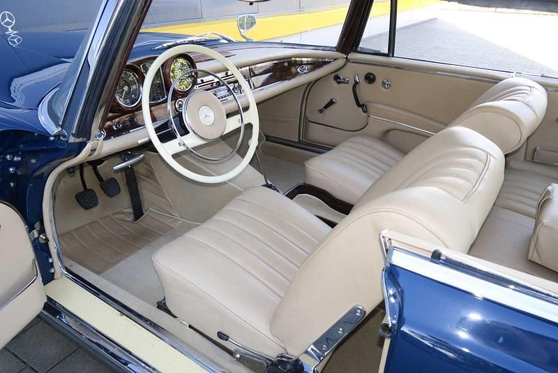 Gebraucht Mercedes W111 120 PS (88 kW) 1962 Blau Coupé