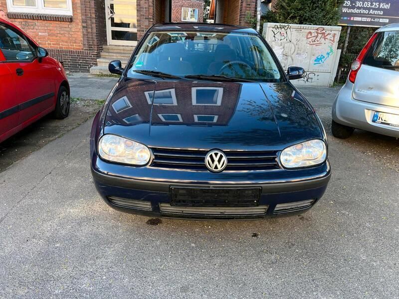 Andere außenfarben Gebraucht 1998 VW Golf IV Kleinwagen | 2.500 € (Fairer Preis) - Bild 1/4