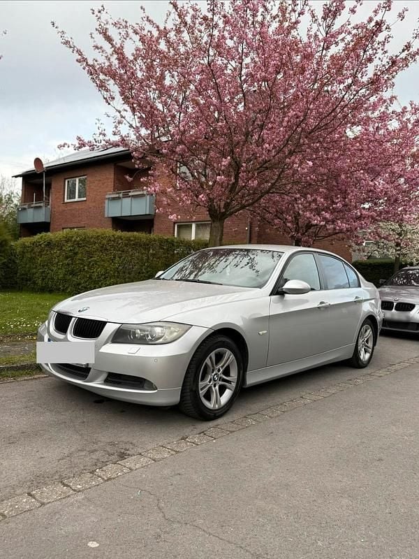 Gebraucht BMW 320 164 PS (120 kW) 2007 Limousine