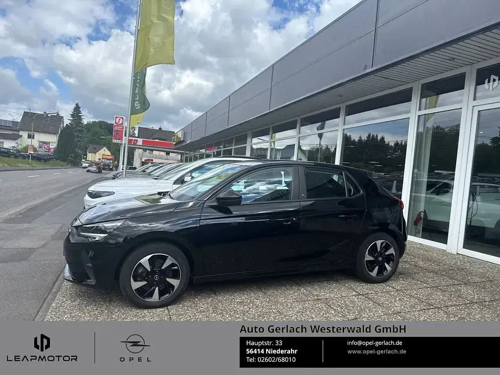 Usata Opel Corsa-e Edition 100 kW (136 CV) 2022 Nero Utilitaria