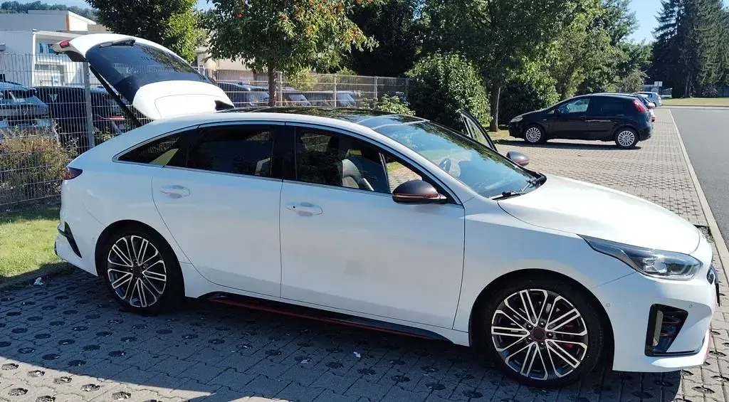 Gebraucht Kia ProCeed GT 204 PS (150 kW) 2020 Weiß Kombi