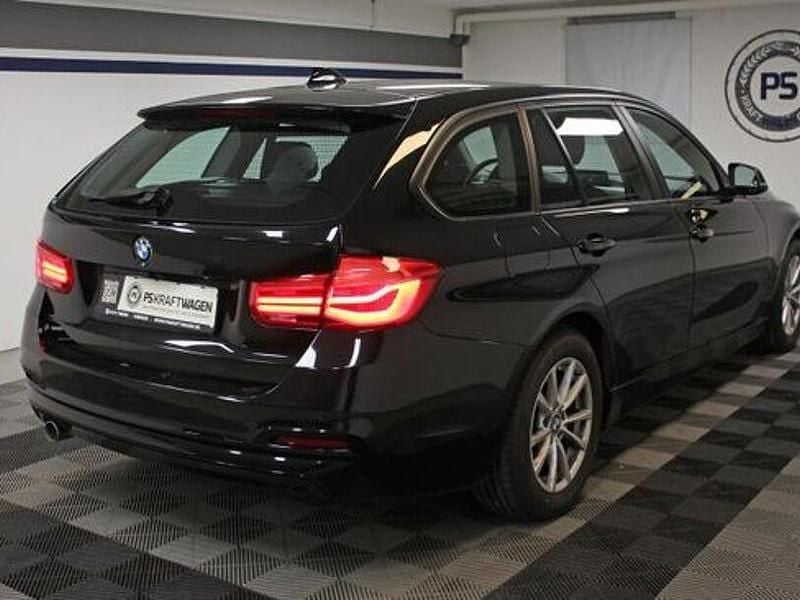 Gebraucht BMW 318 136 PS (100 kW) 2018 Schwarz Kombi