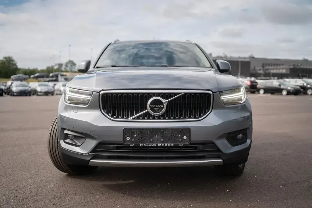 Gebraucht Volvo XC40 190 PS (139 kW) 2018 Grau SUV