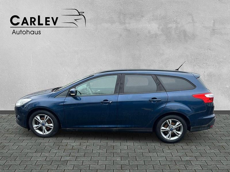 Gebraucht Ford Focus 125 PS (91 kW) 2013 Blau Kombi