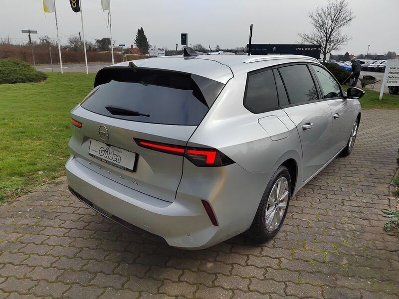 Gebraucht Opel Astra Elegance 131 PS (96 kW) 2024 Silber Kombi