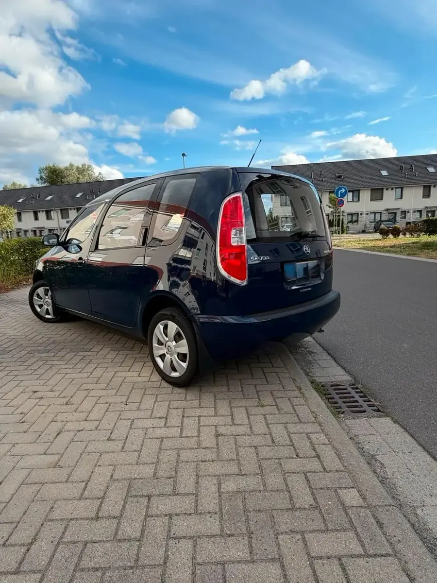 Gebraucht Skoda Roomster 75 PS (55 kW) 2014 Blau Van / Kleinbus