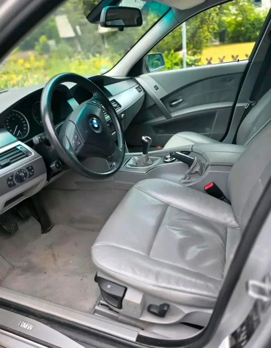 Gebraucht BMW 525 192 PS (141 kW) 2004 Silber Kombi