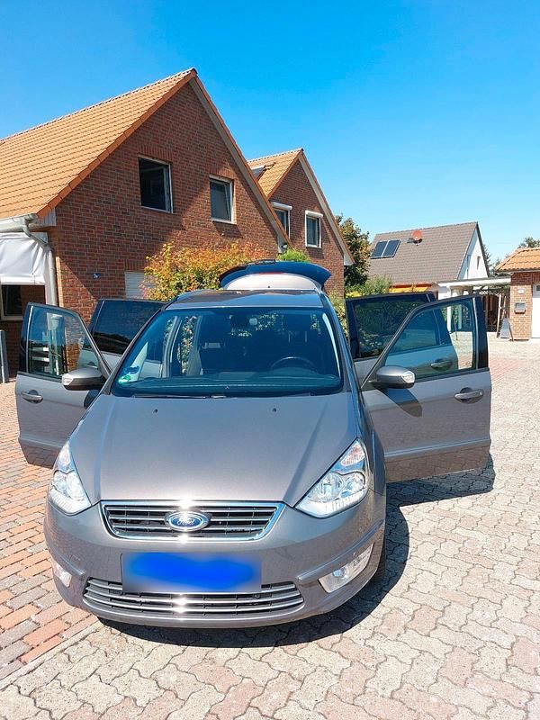 Gebraucht Ford Galaxy 163 PS (119 kW) 2013 Grau Van / Kleinbus