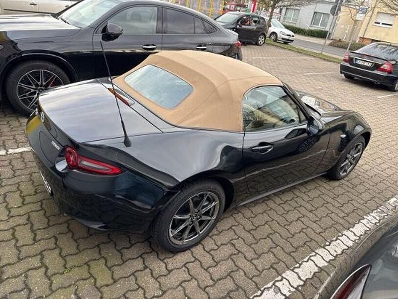 Gebraucht Mazda MX5 132 PS (97 kW) 2026 Schwarz Cabrio