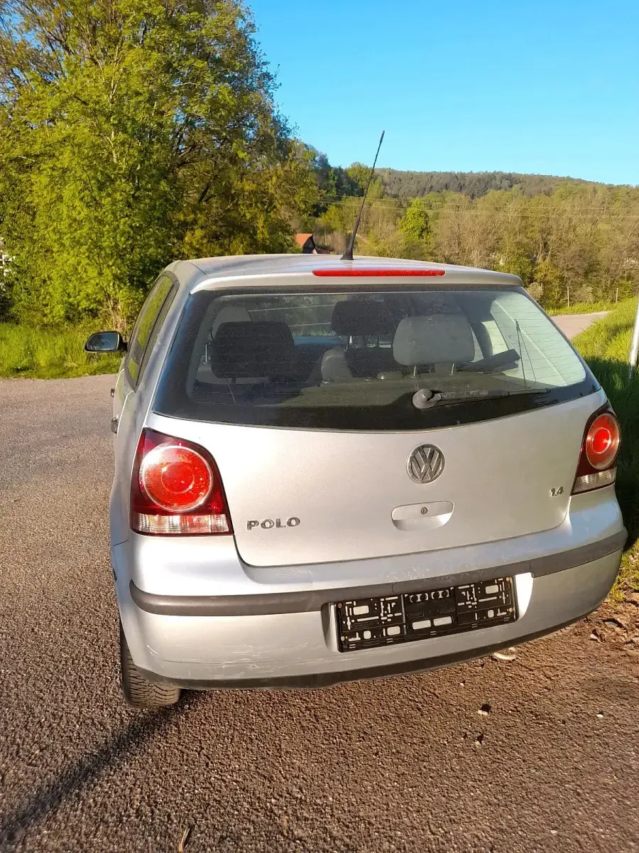 Occasion VW Polo 75 ch (55 kW) 2005 Argent Citadine