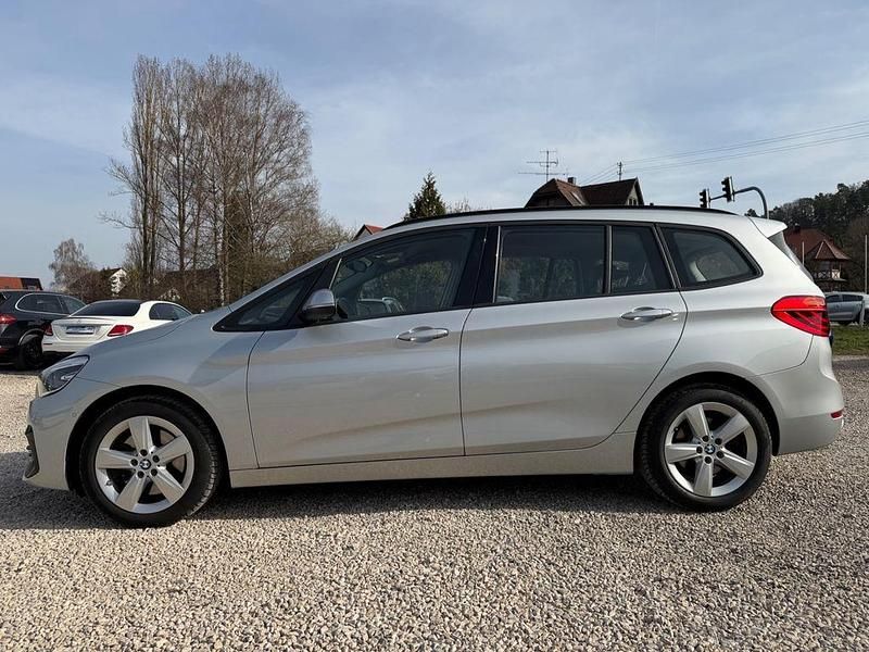 Gebraucht BMW 220 Gran Tourer Advantage 190 PS (139 kW) 2021 Silber Van / Kleinbus