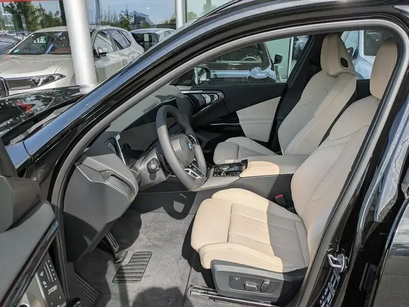 Neu BMW X3 M Sport 197 PS (144 kW) 2026 Schwarz SUV