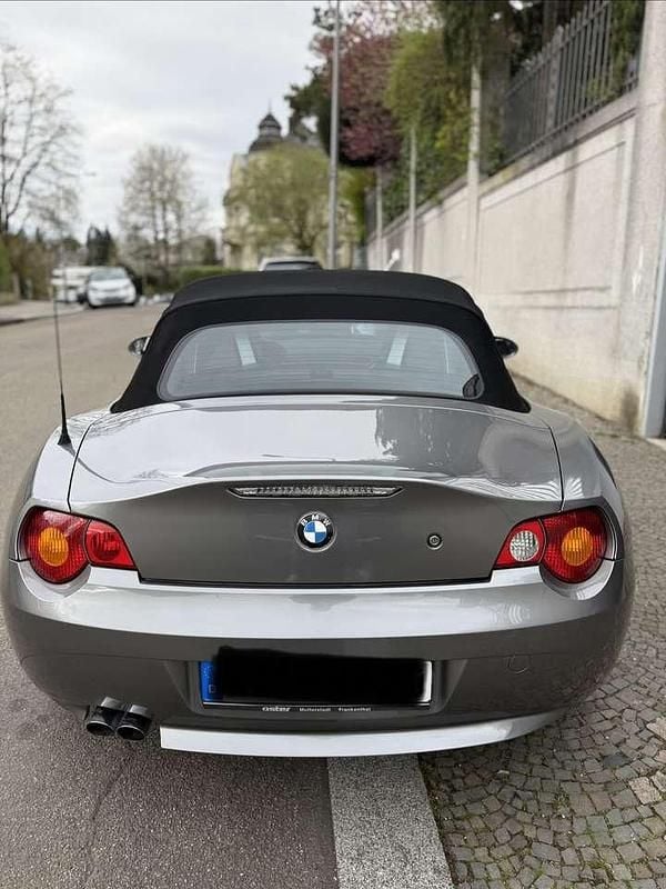 Gebraucht BMW Z4 192 PS (141 kW) 2004 Grau Cabrio