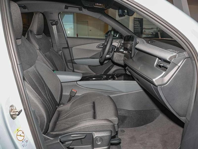 Gebraucht Audi Q3 S-Line 150 PS (110 kW) 2026 Pfeilgrauperleffekt SUV