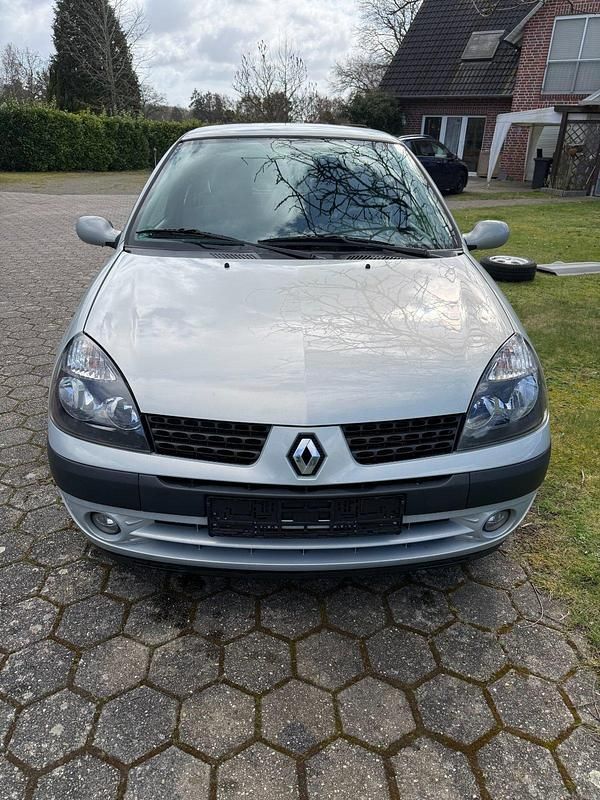 Gebraucht Renault Clio II 75 PS (55 kW) 2003 Blau Kleinwagen