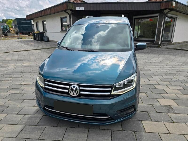 Grün Gebraucht 2018 VW Caddy Van / Kleinbus | 18.600 € (Fairer Preis) - Bild 1/4
