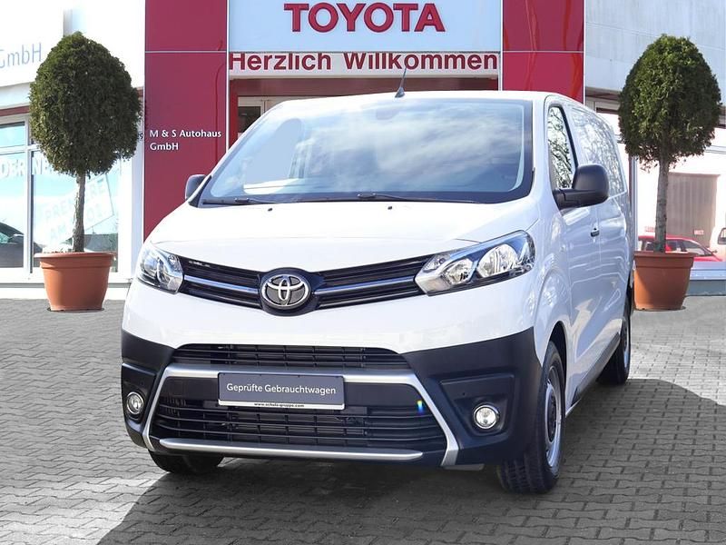 Gebraucht 2023 Toyota Proace Van | 33.990 € (Teuer) - Bild 1/4