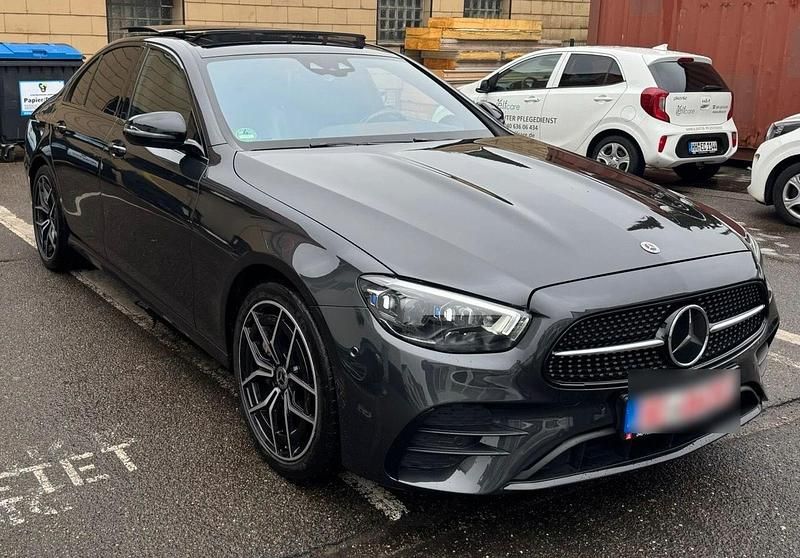 Gebraucht Mercedes E300 AMG 258 PS (189 kW) 2021 Grau Limousine