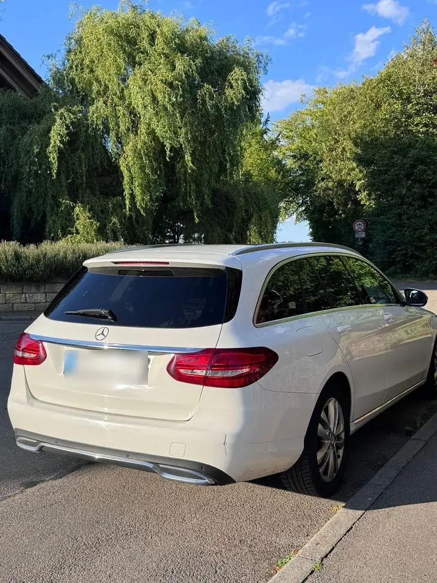 Gebraucht Mercedes C250 Avantgarde 204 PS (150 kW) 2016 Weiß Kombi
