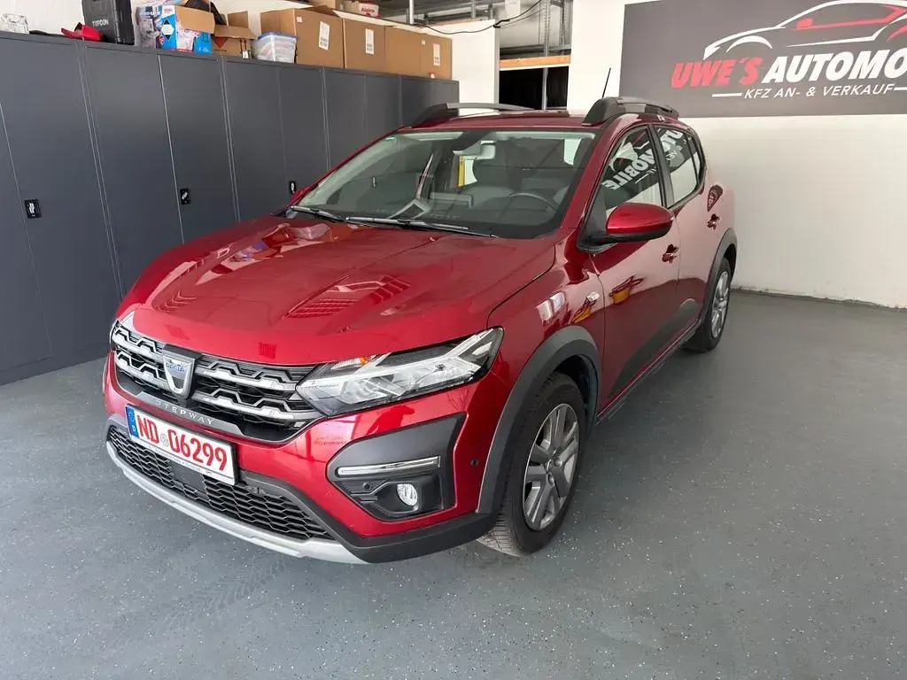 Gebraucht Dacia Sandero 91 PS (66 kW) 2022 Rot Limousine