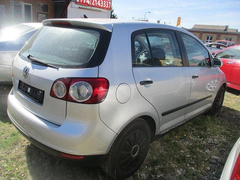 Silber Gebraucht 2006 VW Golf Plus Cross Comfortline Van / Kleinbus | 1.850 € (Superpreis) - Bild 1/4