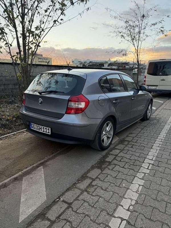 Gebraucht 2005 BMW 118 Kleinwagen | 2.700 € (Fairer Preis) - Bild 1/4