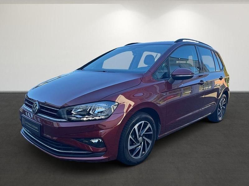 Rot Gebraucht 2018 VW Golf Sportsvan Join Van / Kleinbus | 16.480 € (Fairer Preis) - Bild 1/4
